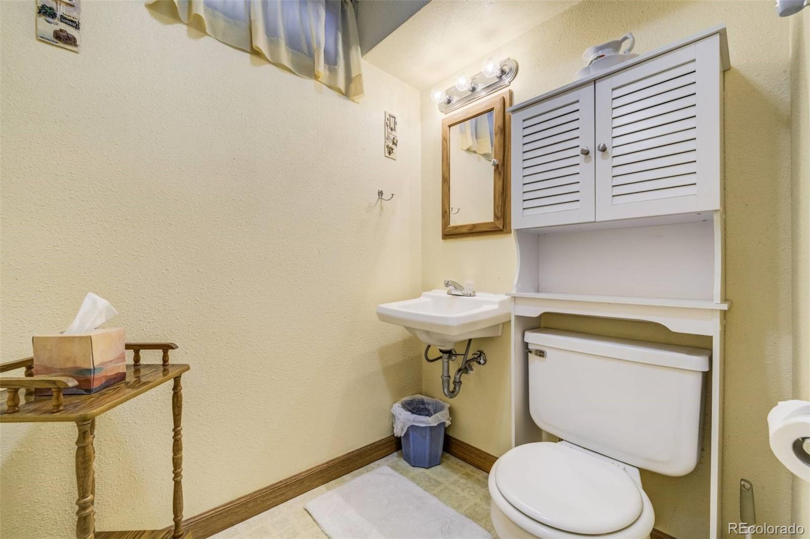 MLS Image #17 for 7651  shoshone street,denver, Colorado