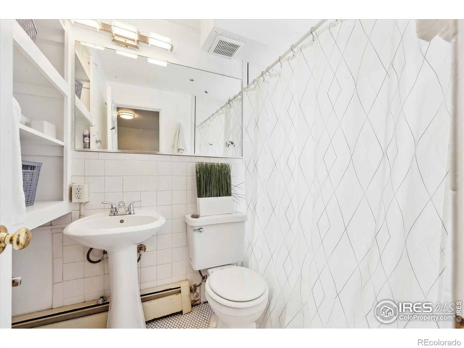 MLS Image #11 for 961  16th street,boulder, Colorado