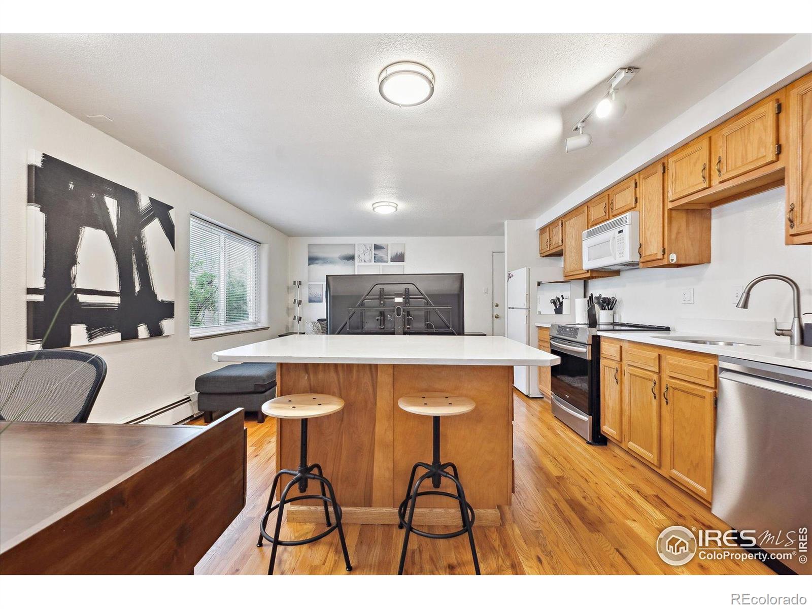 MLS Image #8 for 961  16th street,boulder, Colorado