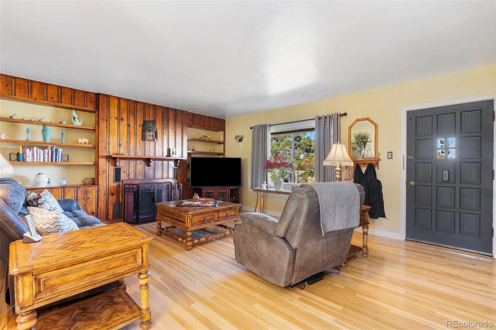 MLS Image #9 for 1317 e uintah street,colorado springs, Colorado