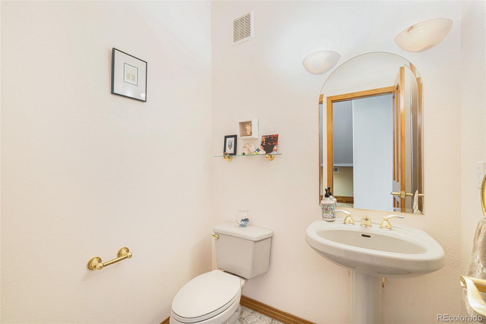 MLS Image #12 for 10592  raven run,littleton, Colorado