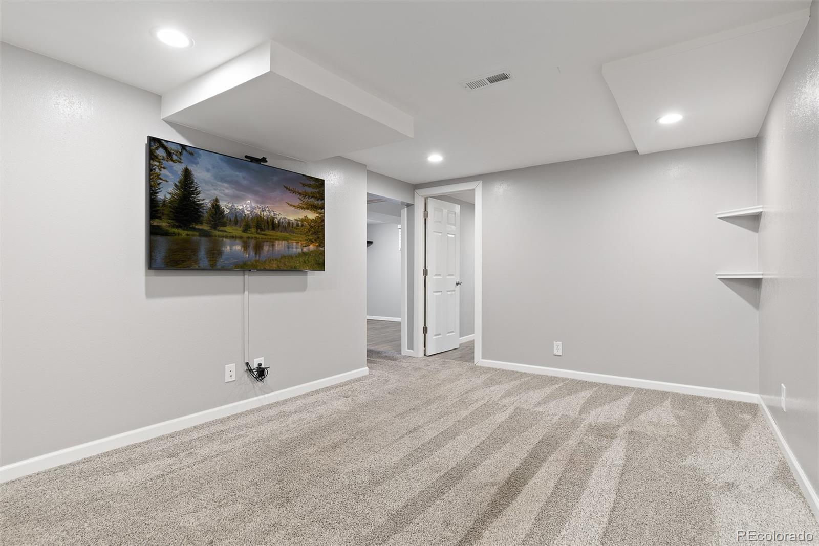 MLS Image #33 for 6930 s yukon way,littleton, Colorado