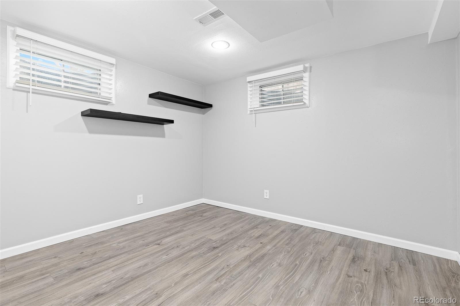 MLS Image #36 for 6930 s yukon way,littleton, Colorado