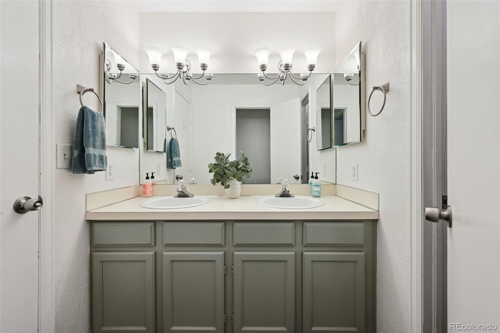 MLS Image #24 for 5875 w asbury place,lakewood, Colorado