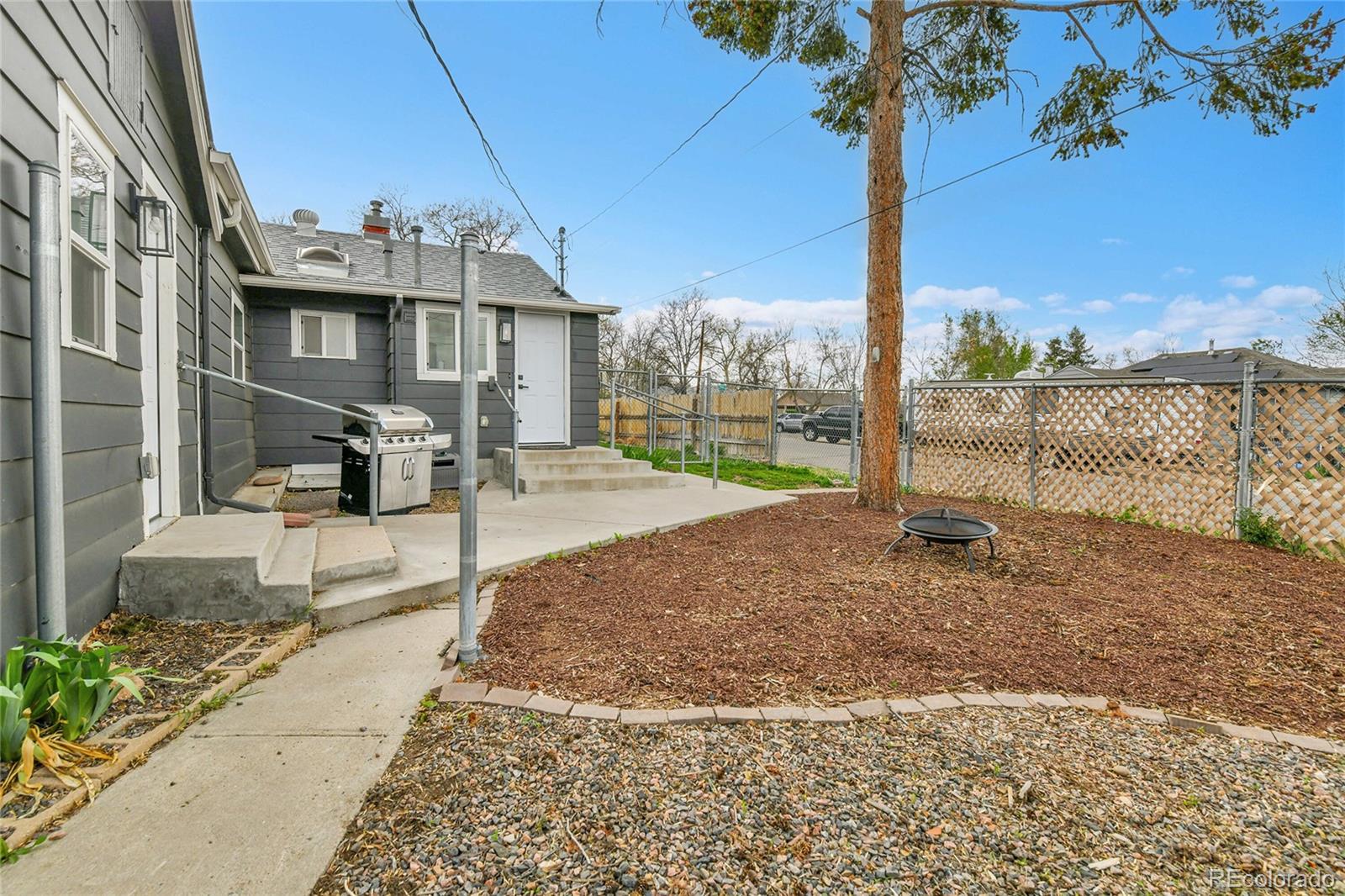 MLS Image #23 for 1000 s perry street,denver, Colorado