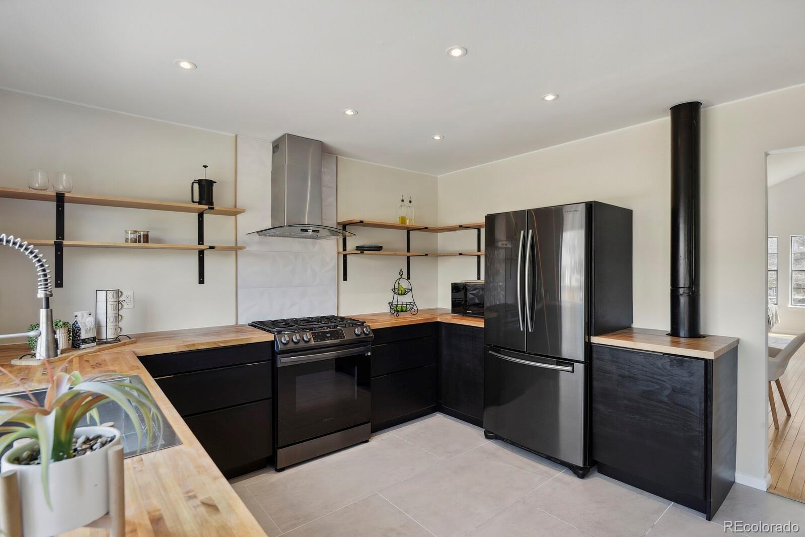 MLS Image #9 for 8174  field circle,arvada, Colorado