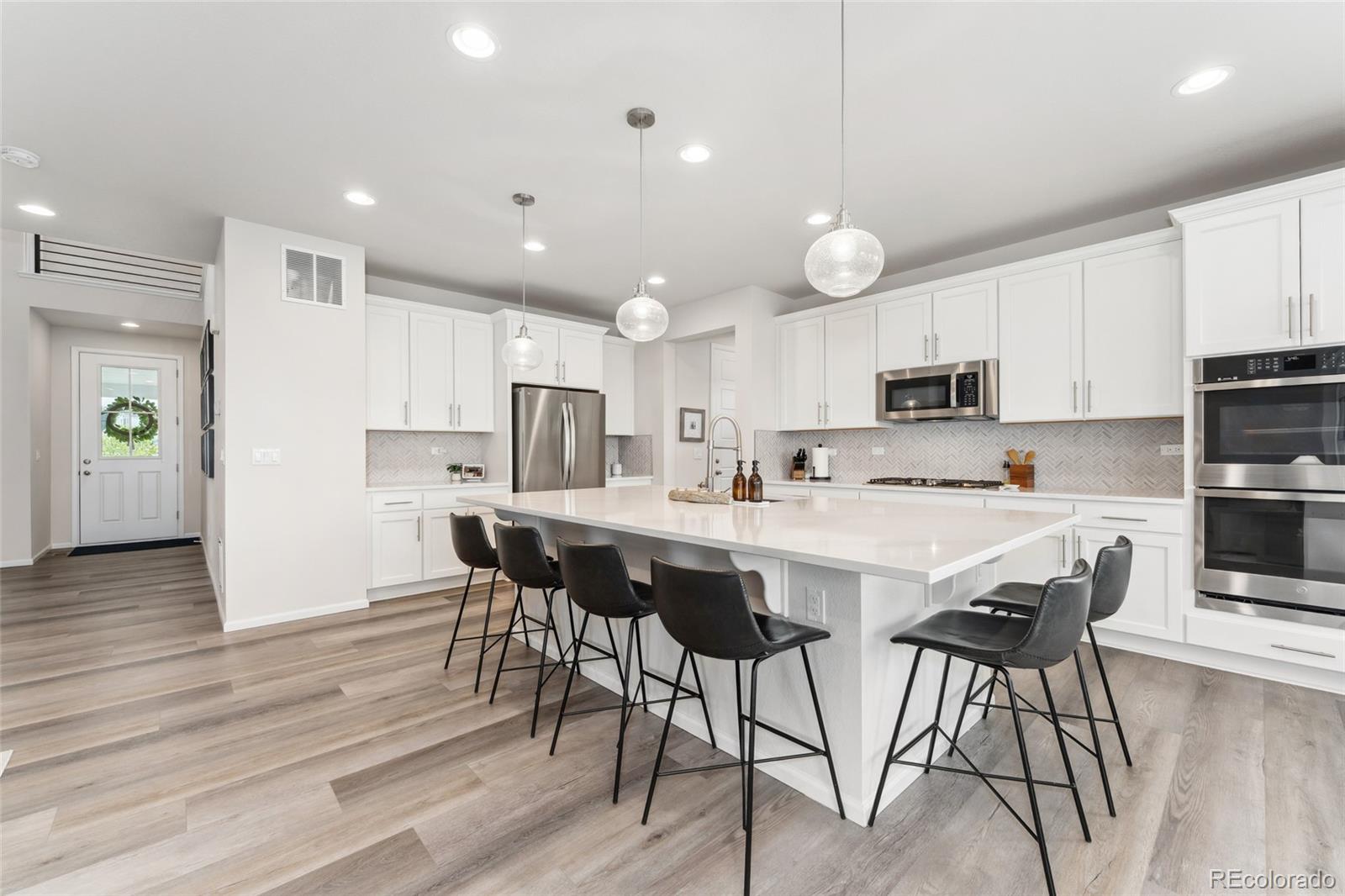MLS Image #5 for 7137 s vandriver way,aurora, Colorado