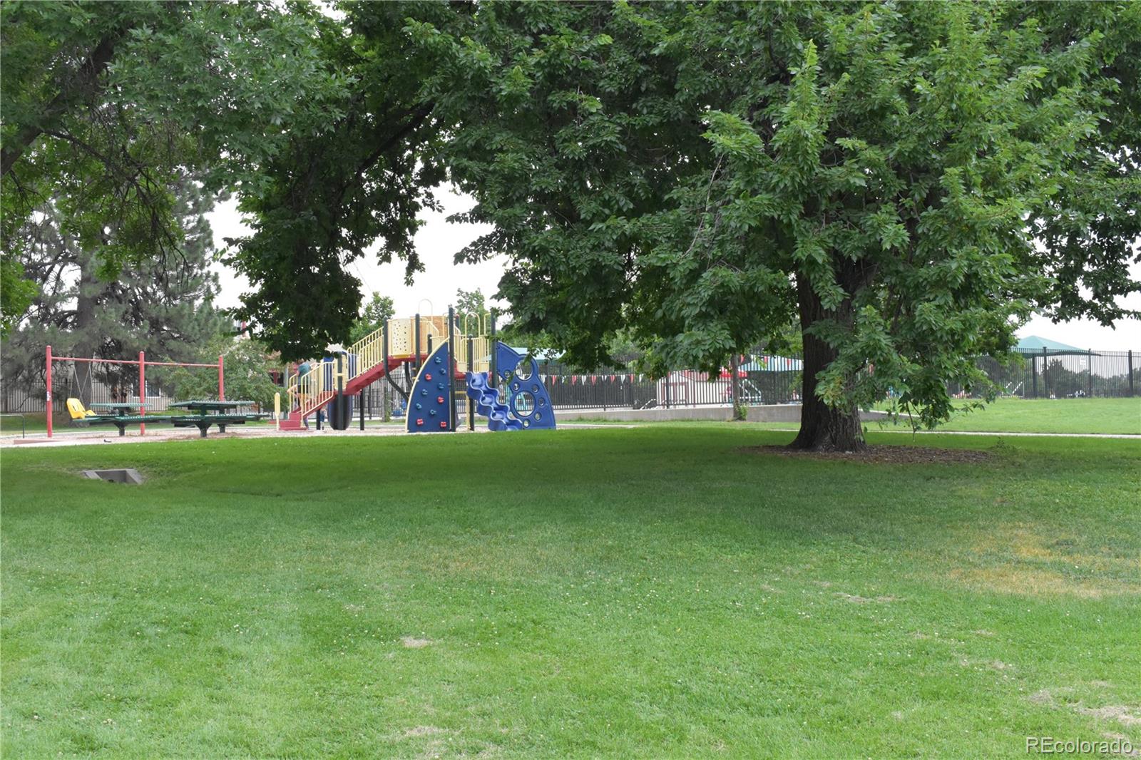 MLS Image #28 for 2684 s logan street,denver, Colorado