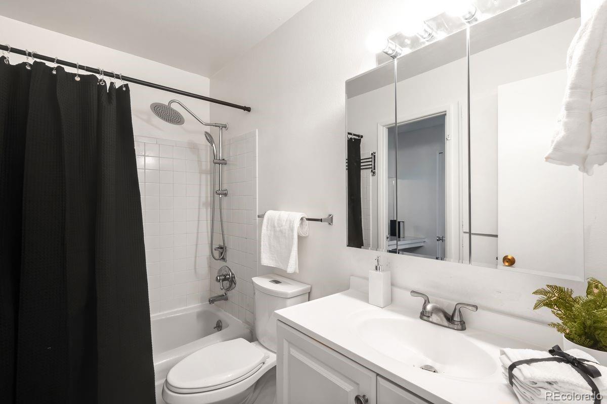 MLS Image #11 for 12648 w virginia avenue,lakewood, Colorado