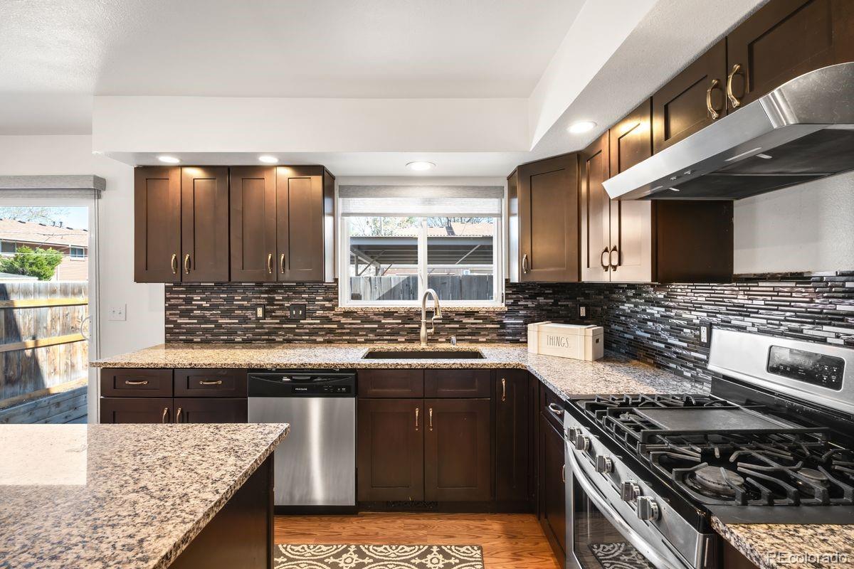 MLS Image #6 for 12648 w virginia avenue,lakewood, Colorado