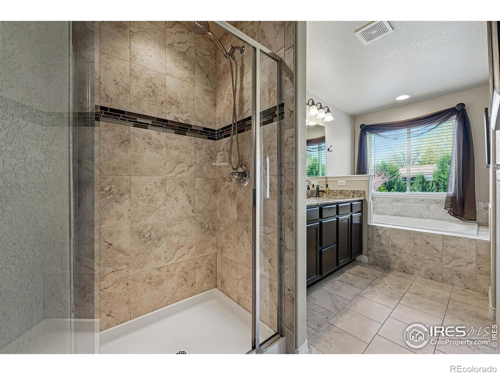 MLS Image #16 for 725  canyonlands street,berthoud, Colorado