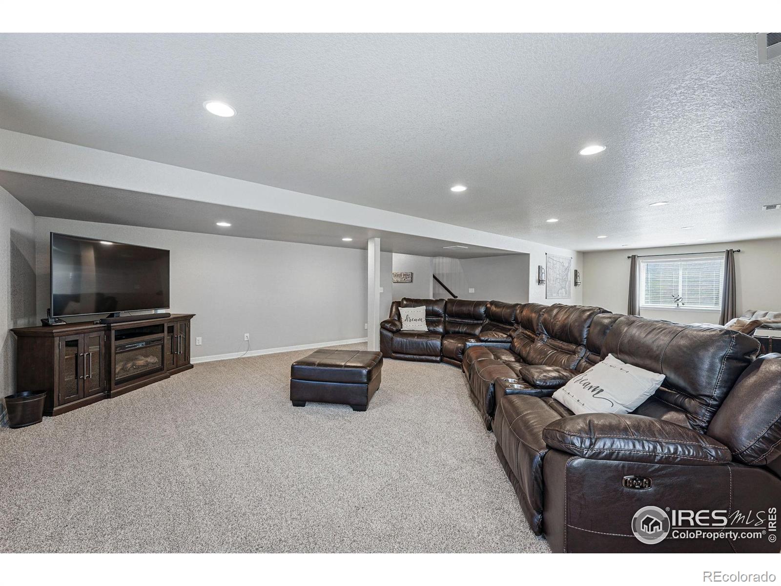 MLS Image #23 for 725  canyonlands street,berthoud, Colorado