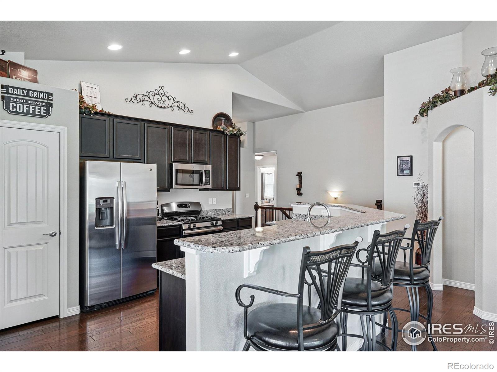 MLS Image #5 for 725  canyonlands street,berthoud, Colorado