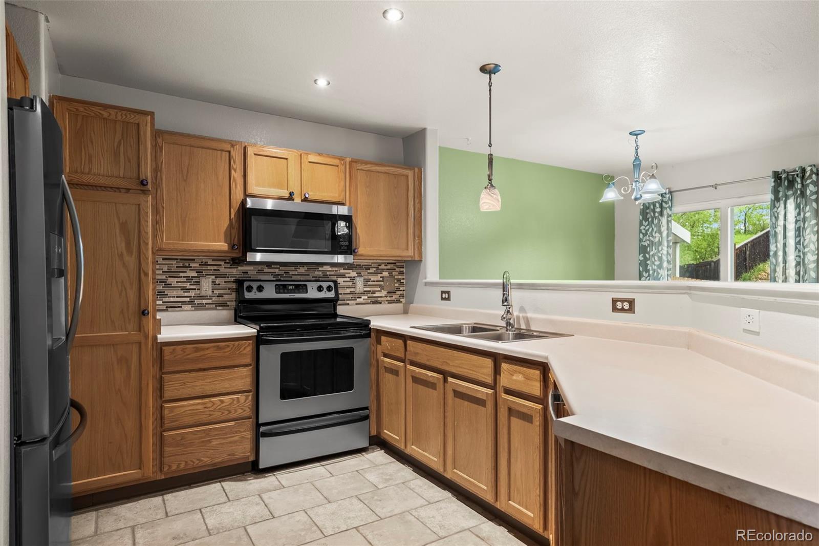 MLS Image #4 for 2002 e 102nd circle ,thornton, Colorado