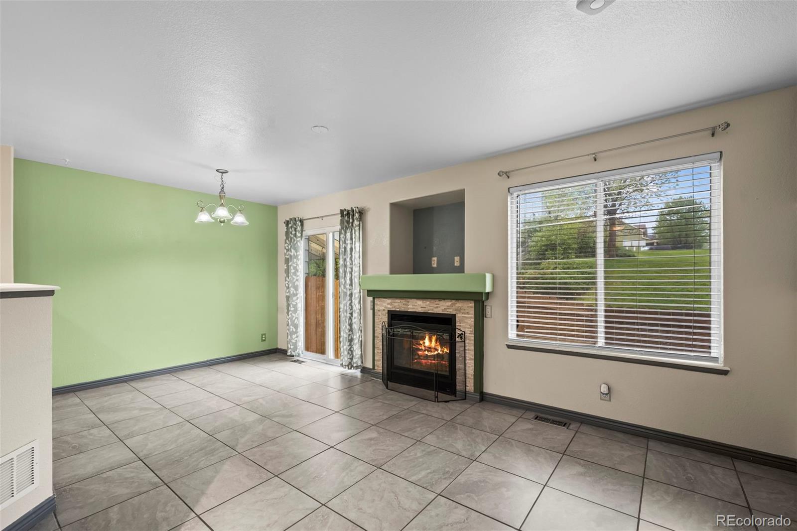 MLS Image #7 for 2002 e 102nd circle ,thornton, Colorado