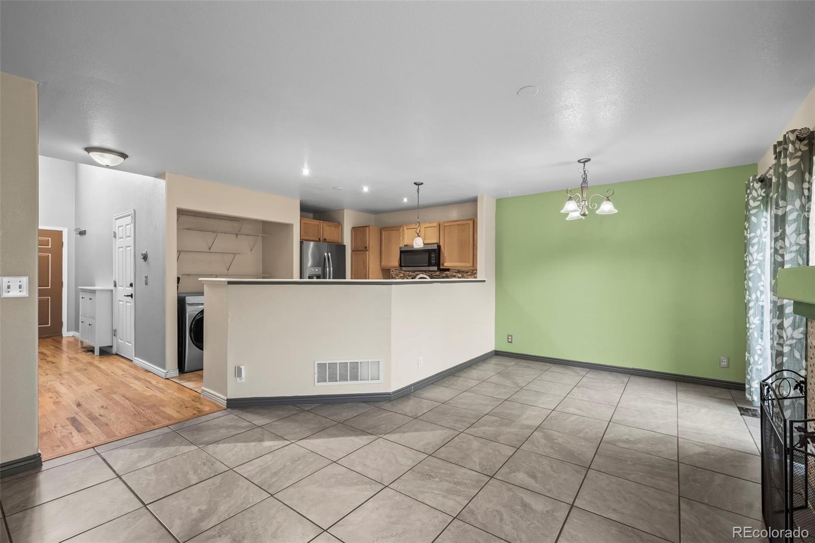 MLS Image #8 for 2002 e 102nd circle ,thornton, Colorado