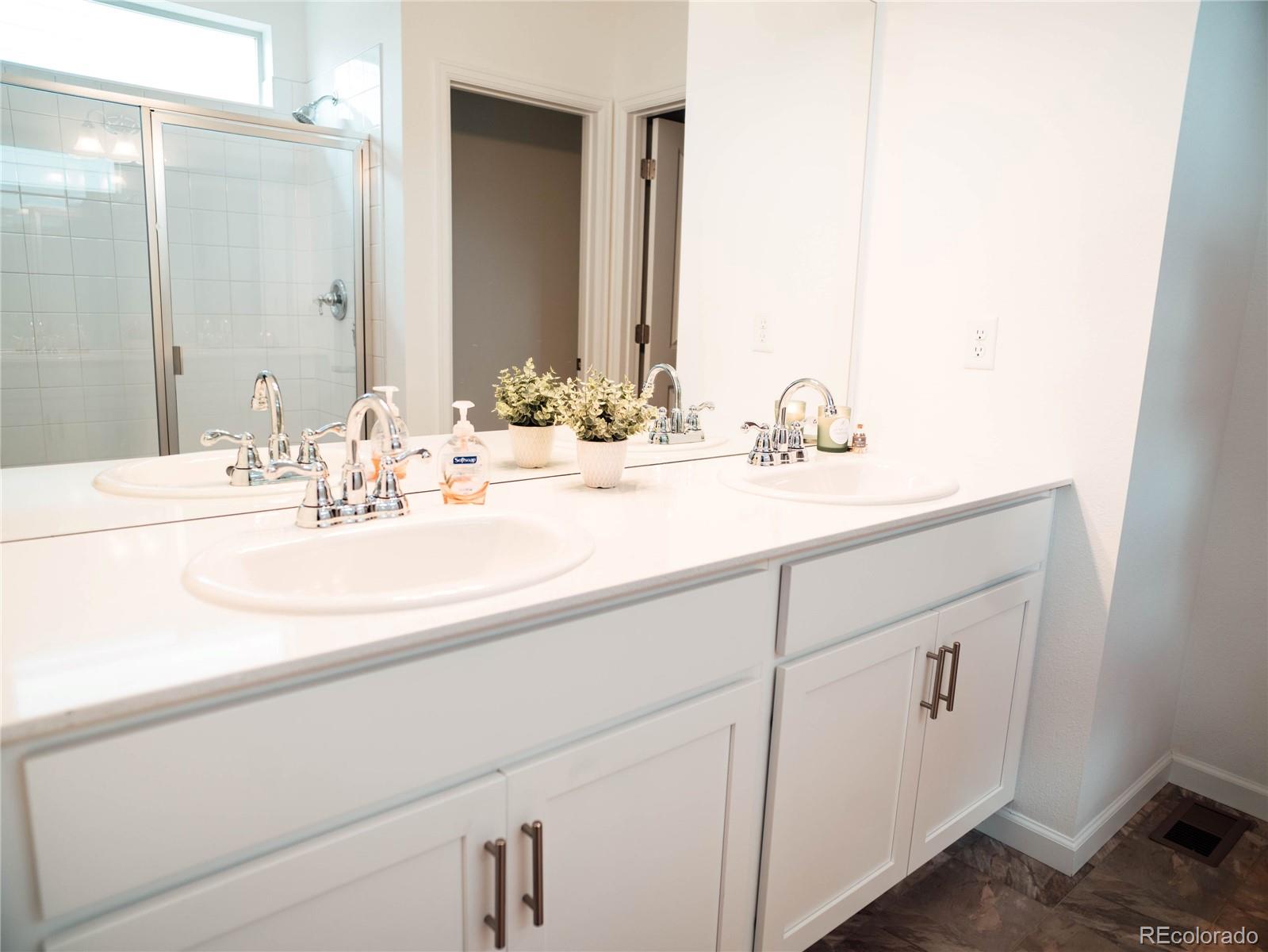 MLS Image #17 for 121 s vandriver way,aurora, Colorado