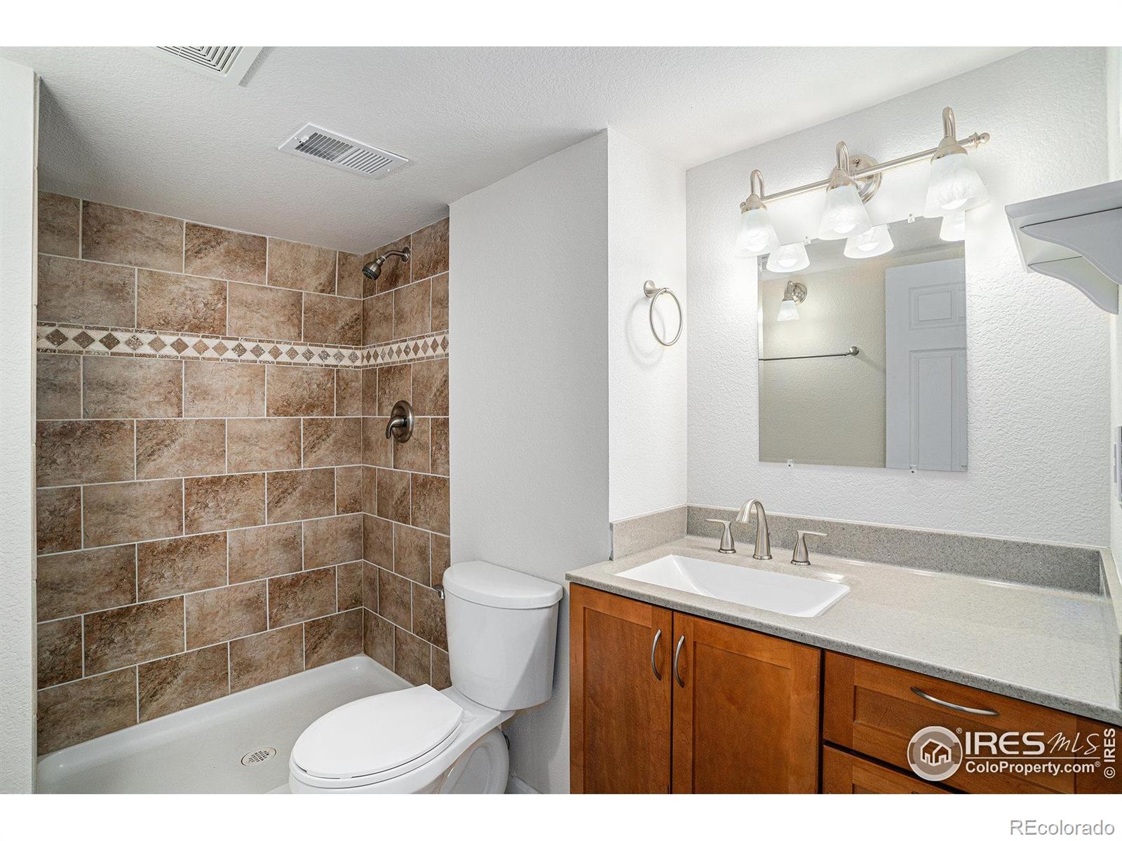 MLS Image #18 for 321 n 44th avenue,greeley, Colorado