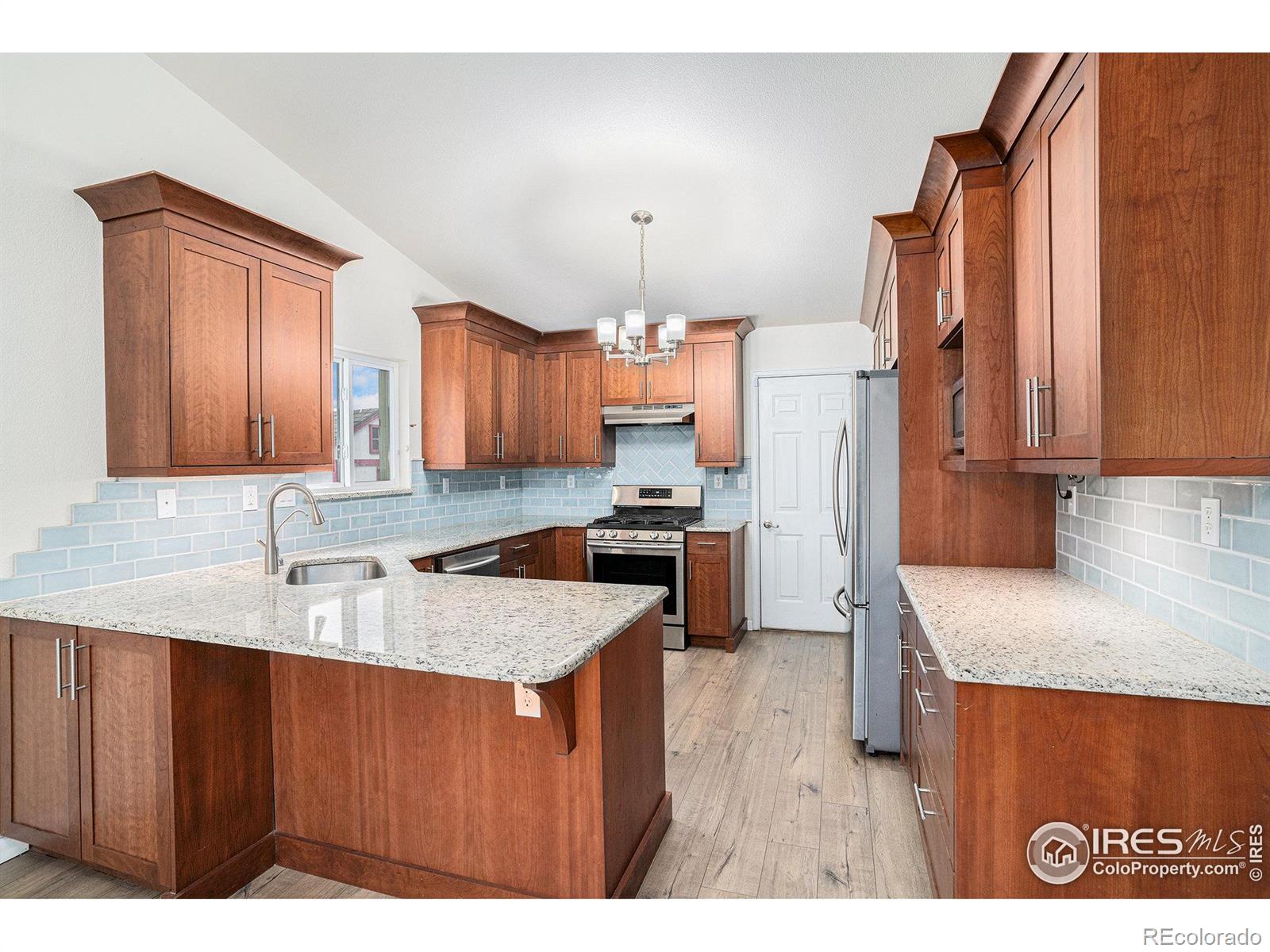 MLS Image #6 for 321 n 44th avenue,greeley, Colorado