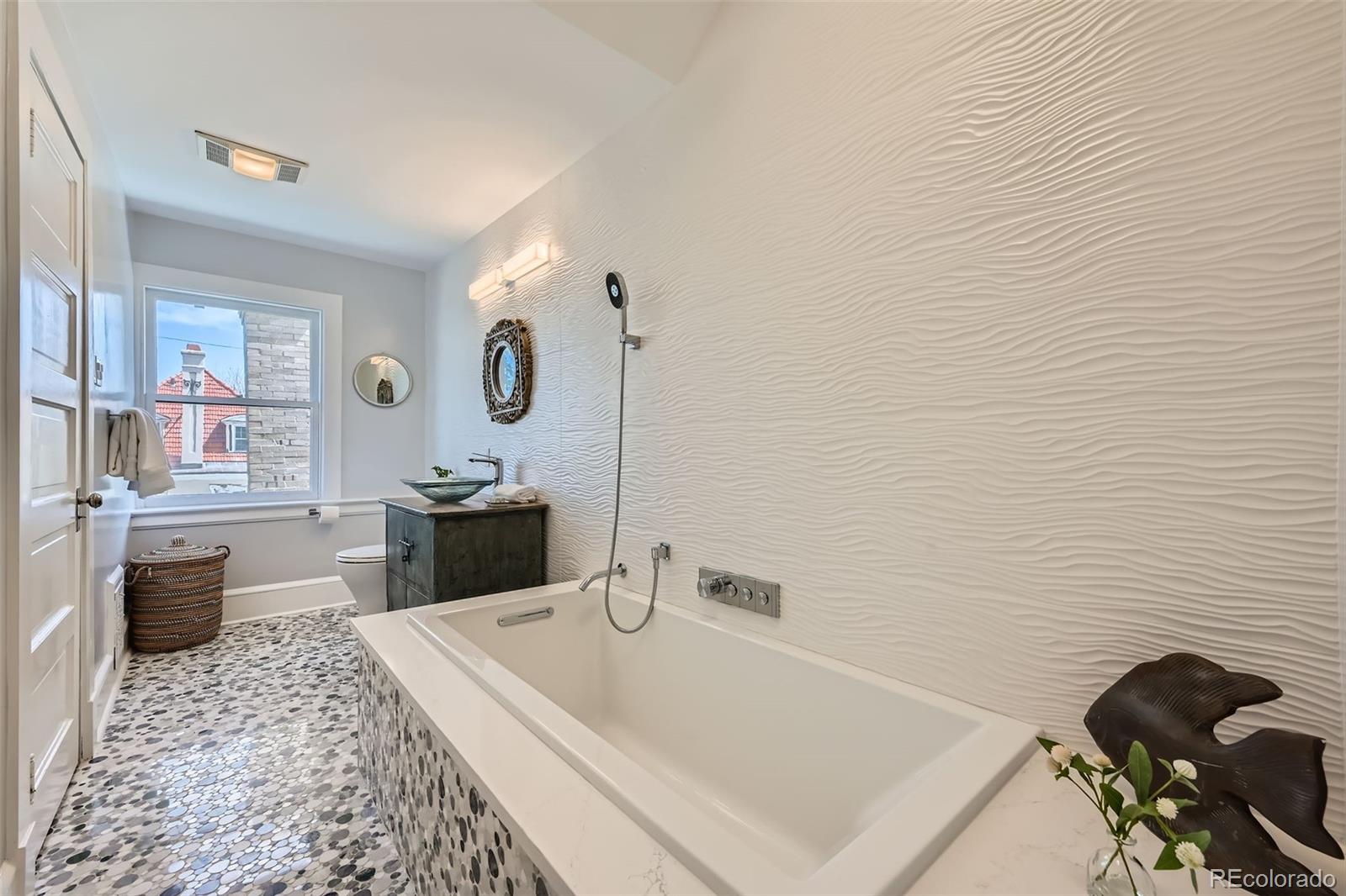 MLS Image #41 for 680 n emerson street,denver, Colorado