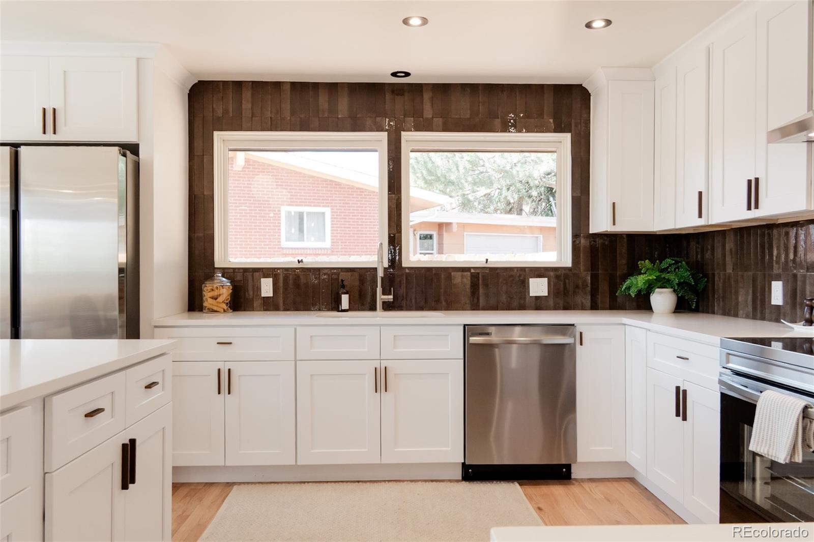MLS Image #14 for 5882 w chestnut avenue,littleton, Colorado