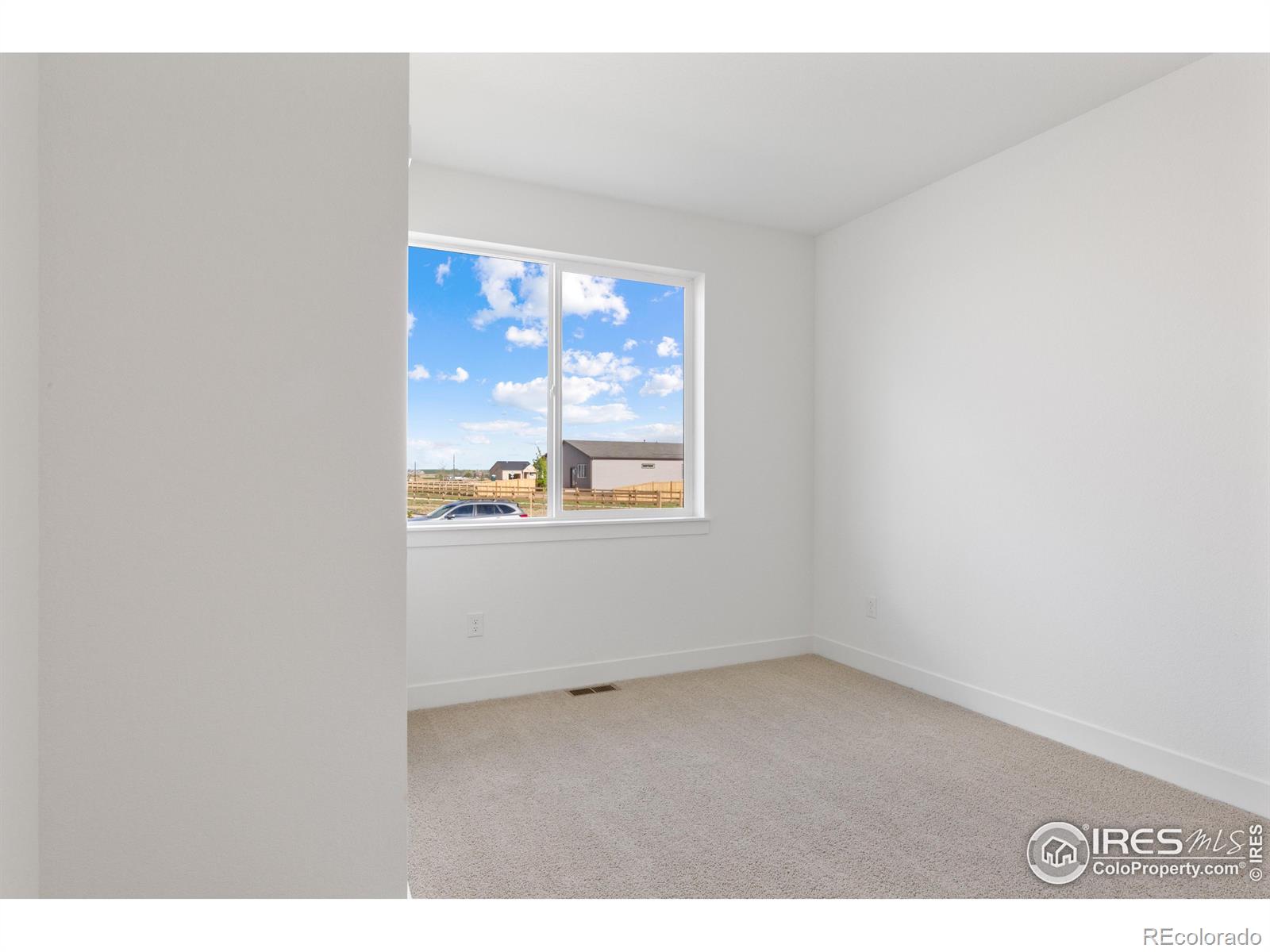 MLS Image #11 for 692  piedmontese street,johnstown, Colorado