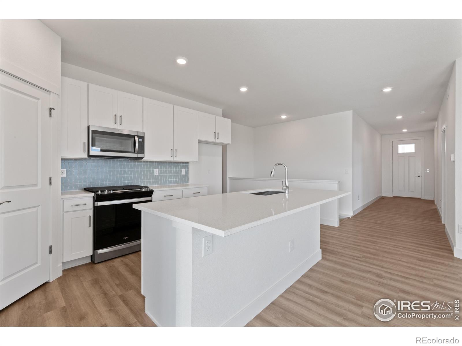 MLS Image #17 for 692  piedmontese street,johnstown, Colorado