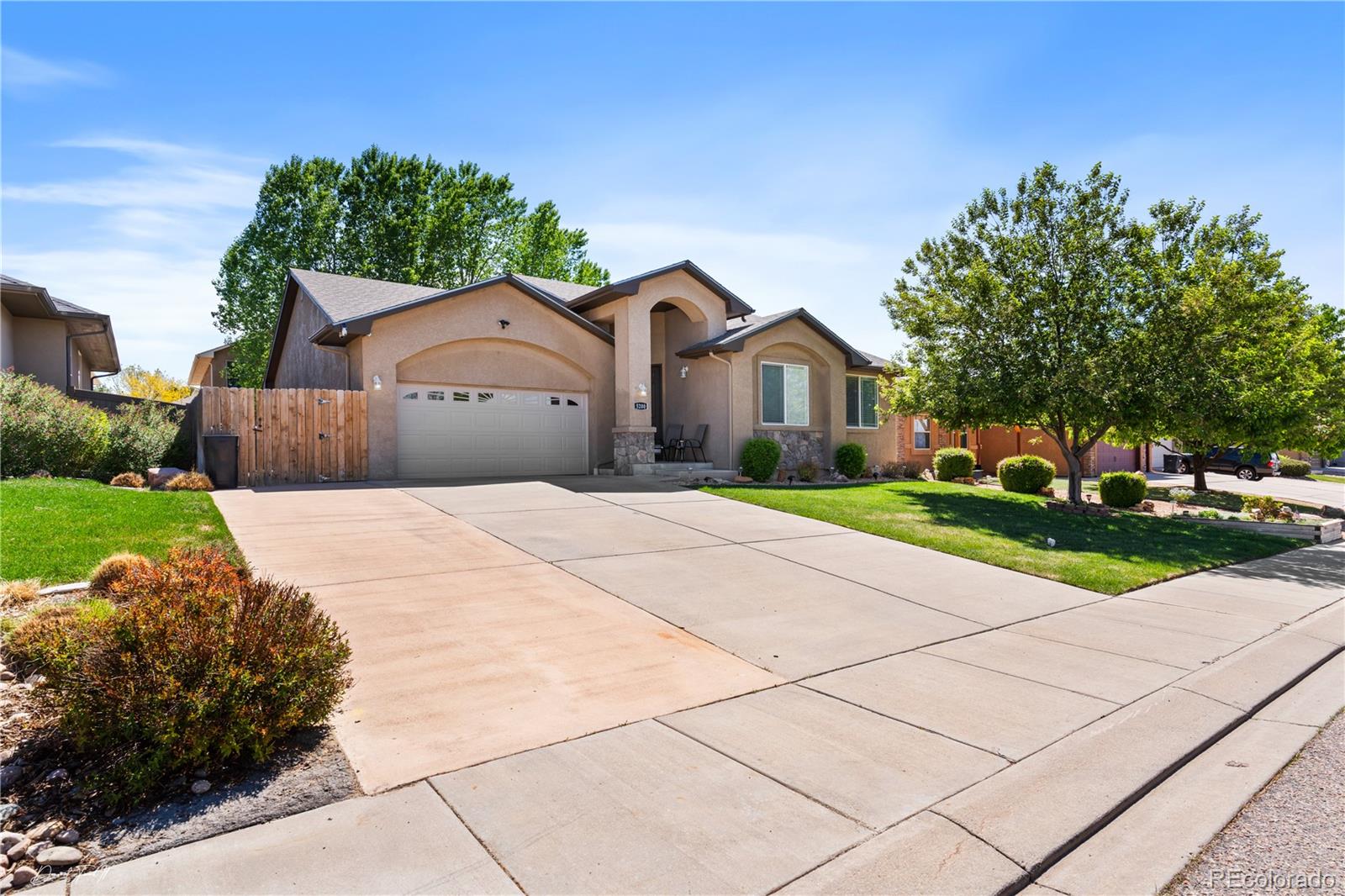 MLS Image #2 for 5200  lynn meadows drive,pueblo, Colorado