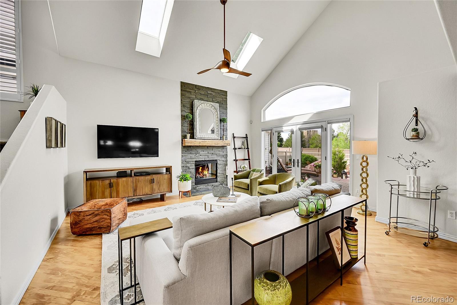 MLS Image #11 for 1011 s valentia street,denver, Colorado