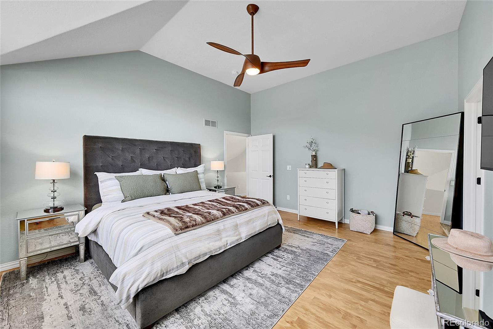 MLS Image #25 for 1011 s valentia street,denver, Colorado