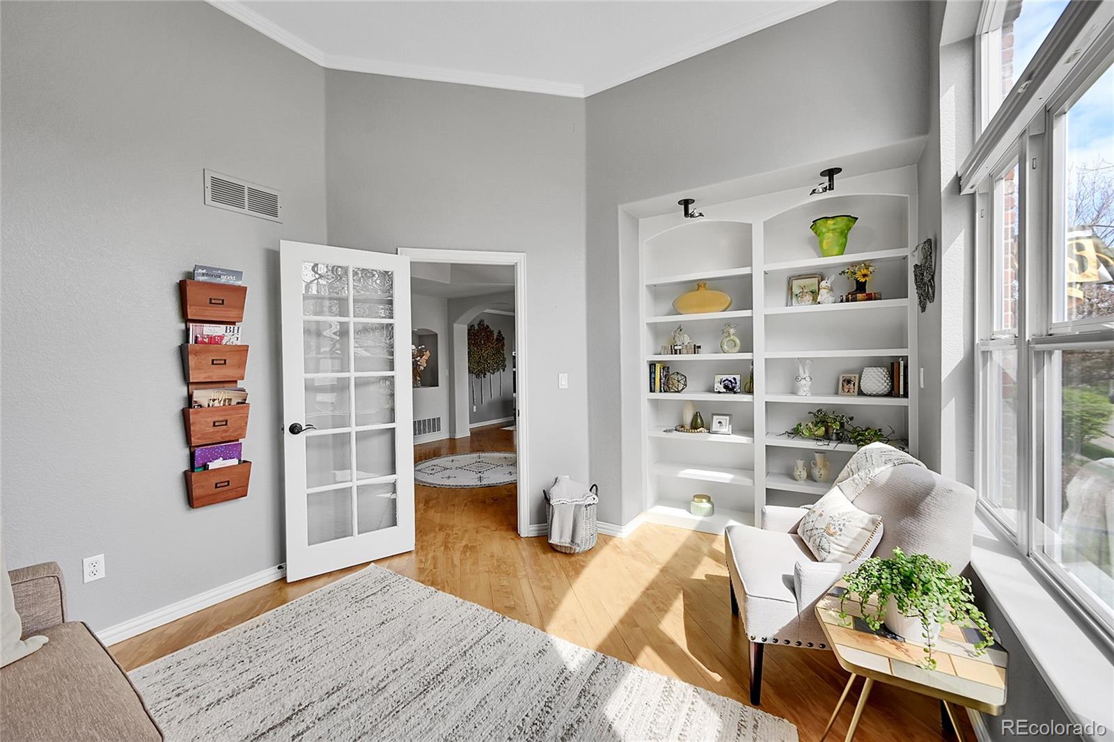 MLS Image #7 for 1011 s valentia street,denver, Colorado