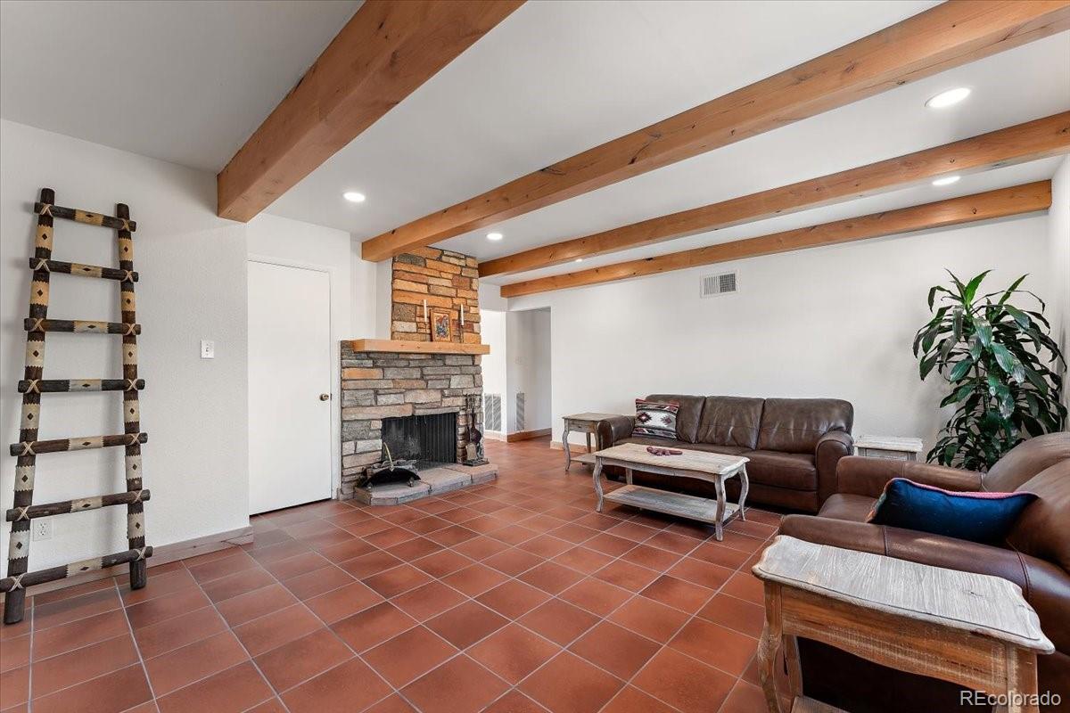 MLS Image #3 for 2979  mesa road,colorado springs, Colorado