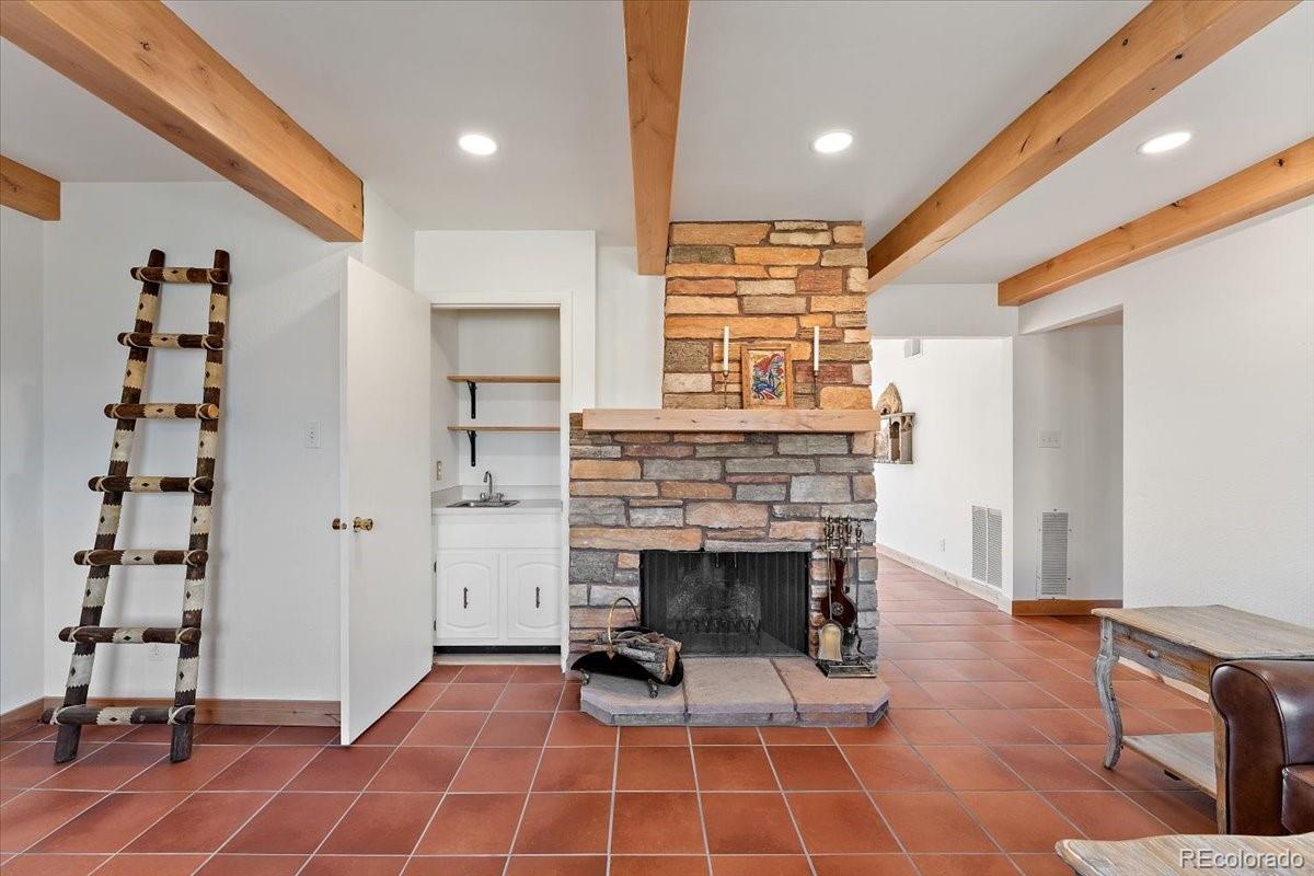 MLS Image #4 for 2979  mesa road,colorado springs, Colorado