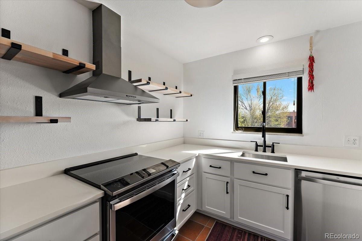 MLS Image #9 for 2979  mesa road,colorado springs, Colorado