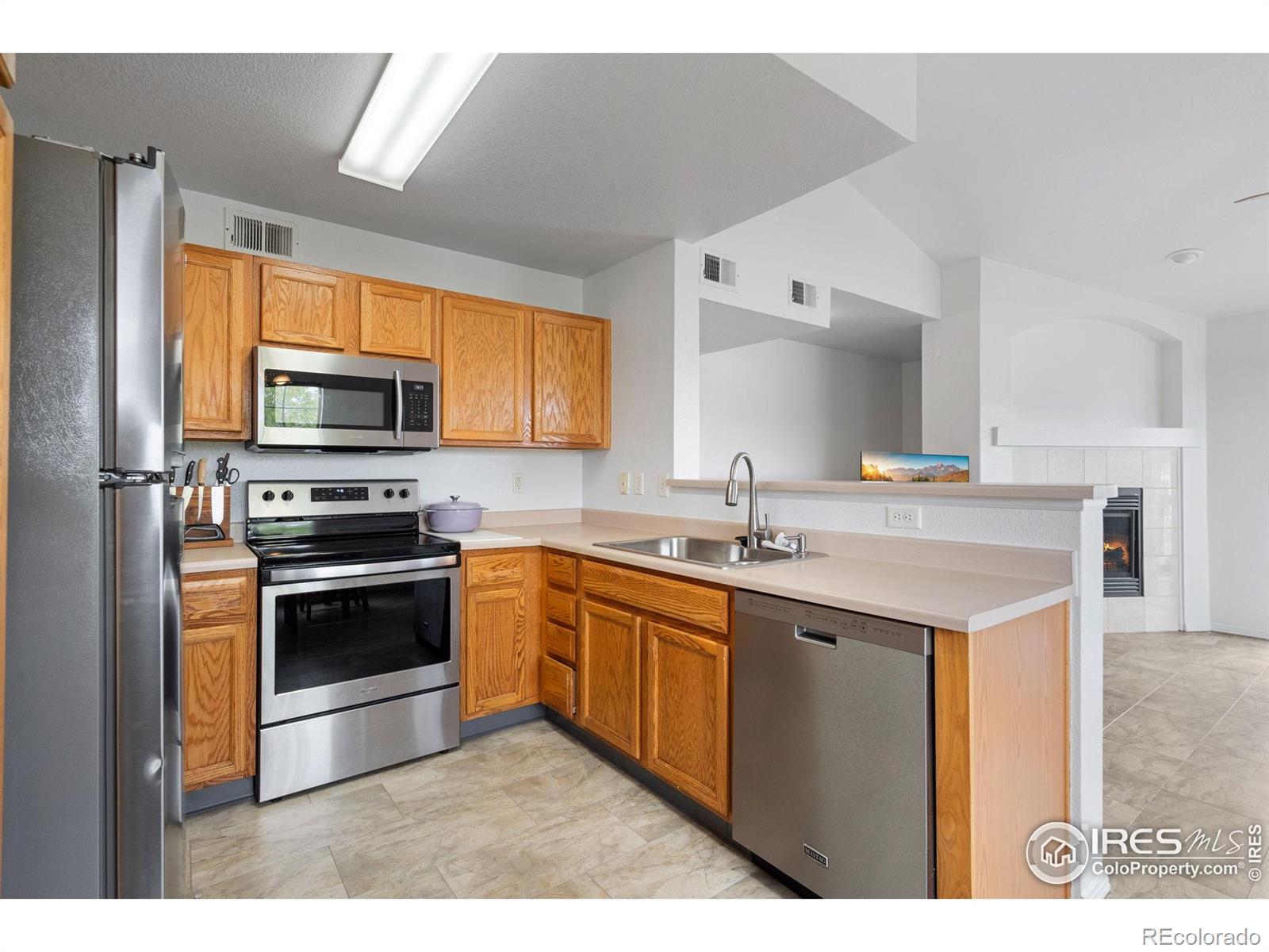 MLS Image #14 for 3002 w elizabeth street,fort collins, Colorado
