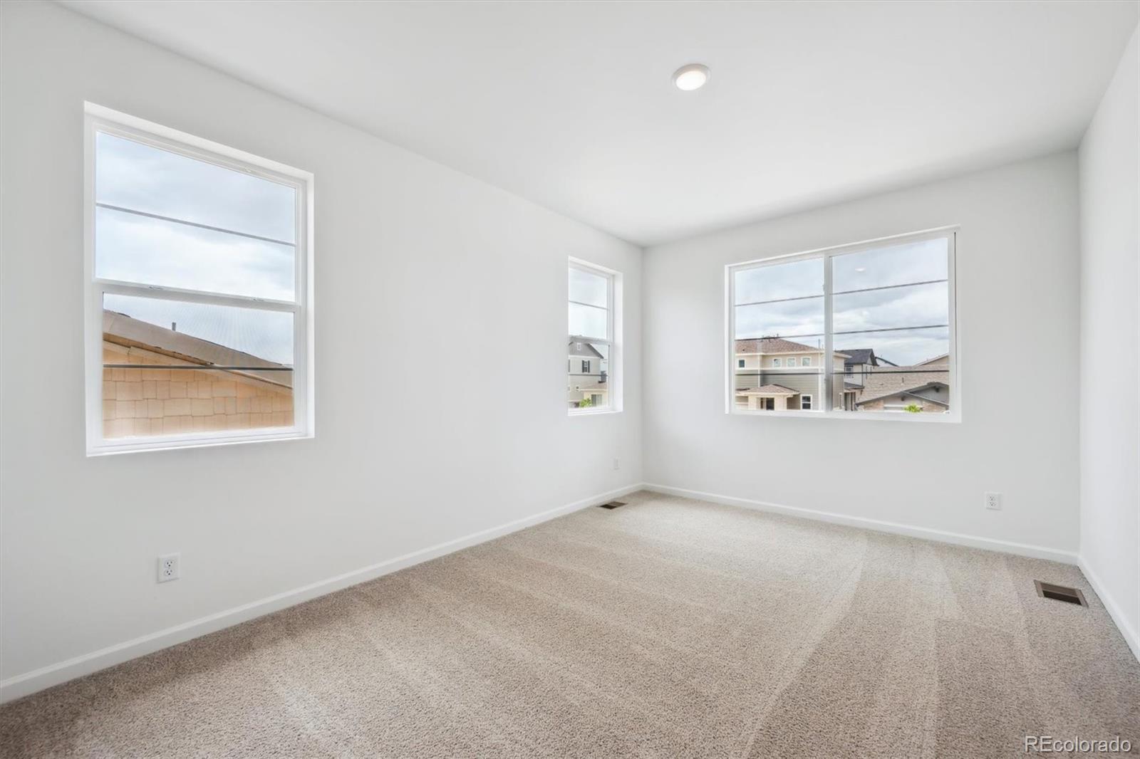 MLS Image #15 for 6616 n nepal street,aurora, Colorado