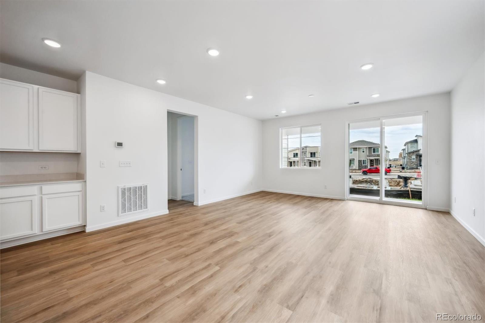 MLS Image #5 for 6616 n nepal street,aurora, Colorado