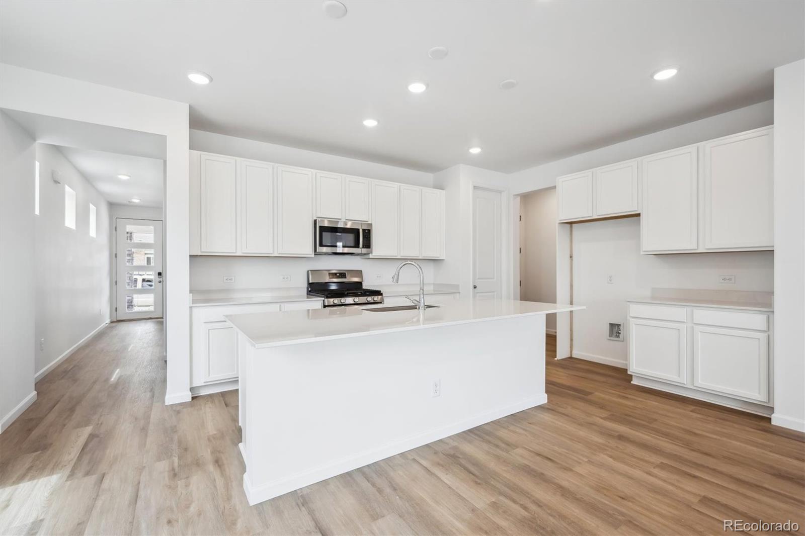 MLS Image #7 for 6616 n nepal street,aurora, Colorado