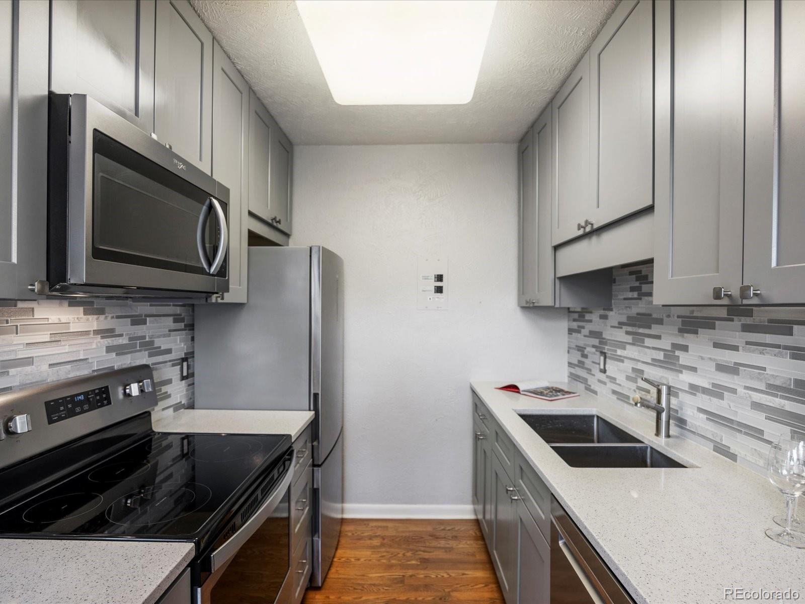 MLS Image #12 for 1130 n n pennsylvania street,denver, Colorado