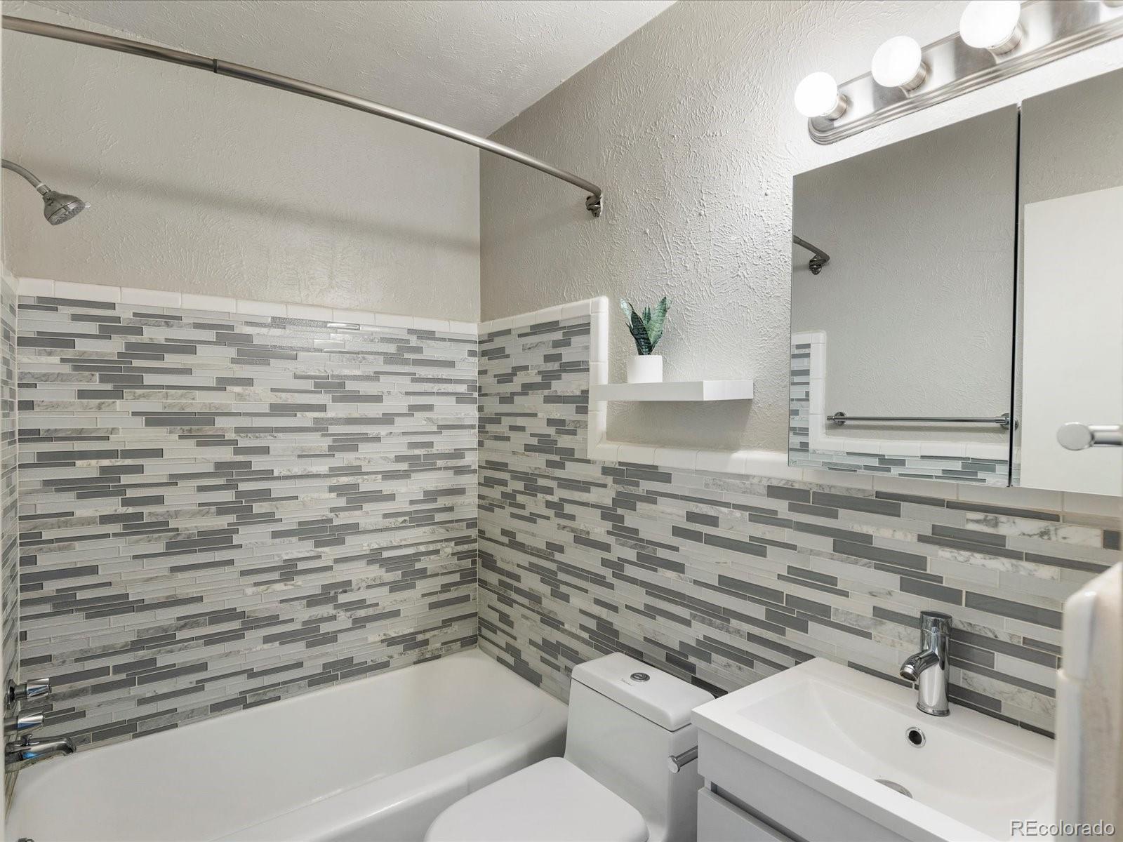 MLS Image #19 for 1130 n n pennsylvania street,denver, Colorado
