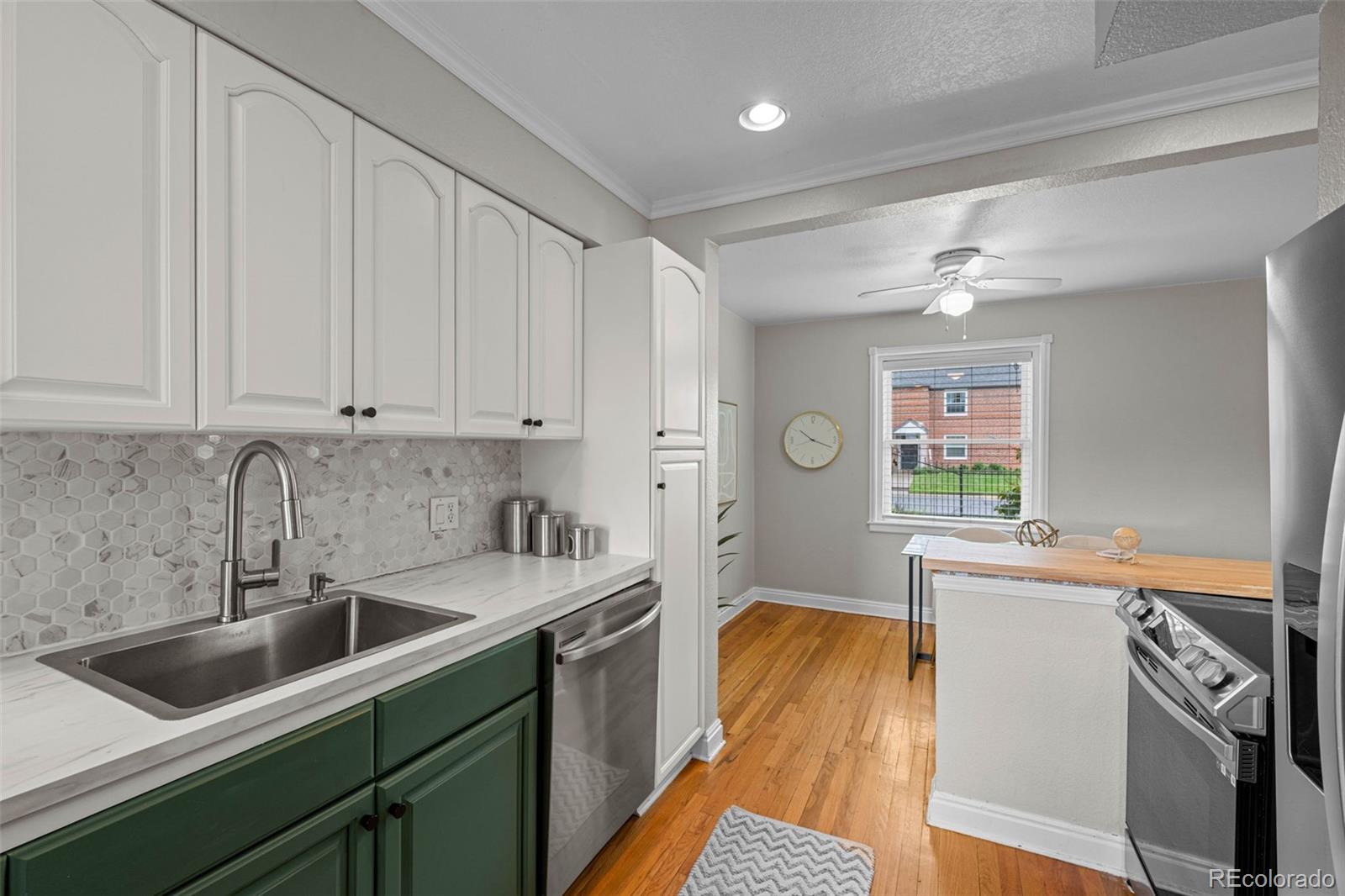 MLS Image #12 for 2867  jasmine street,denver, Colorado