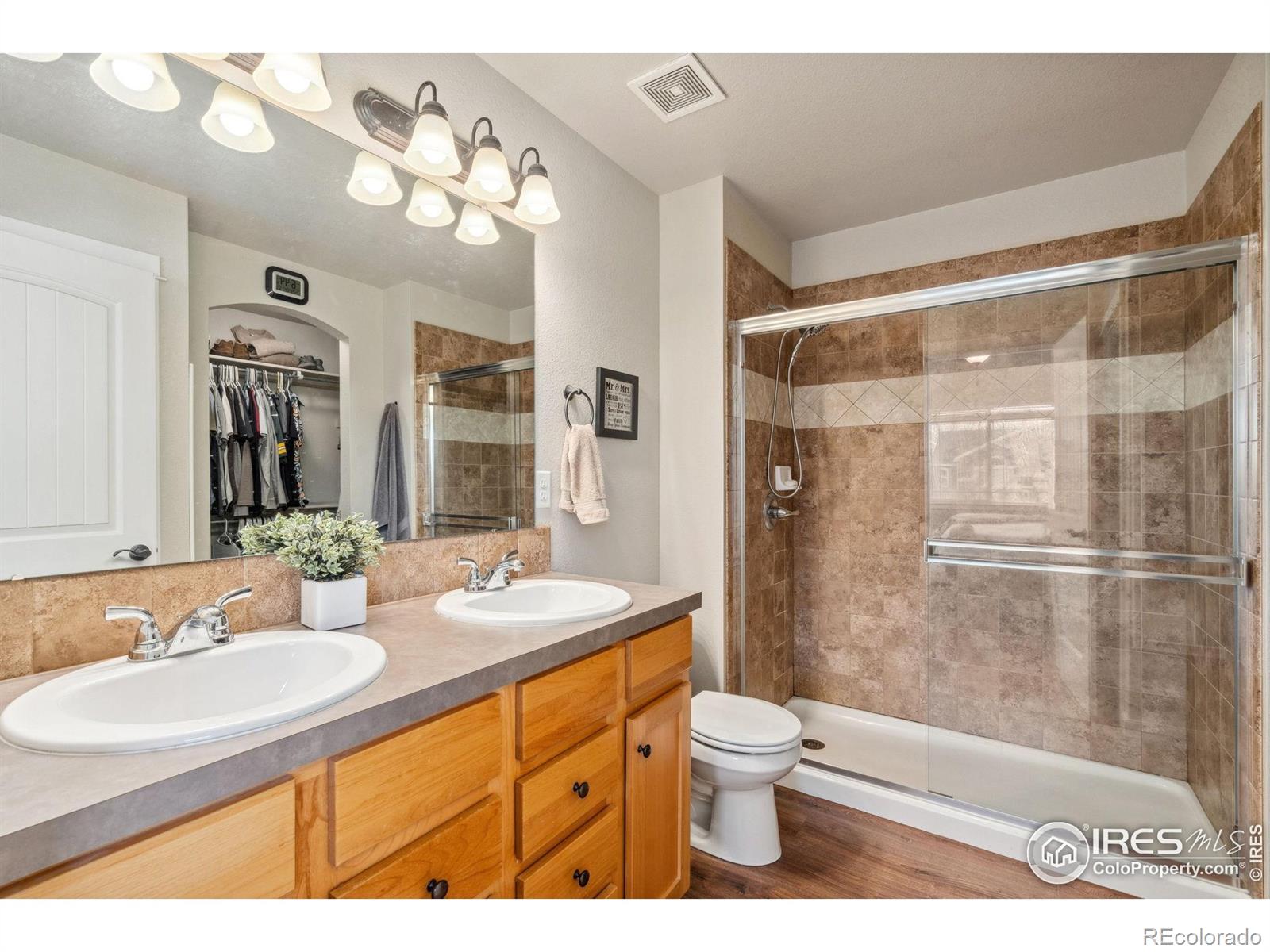 MLS Image #17 for 672  dakota way,windsor, Colorado