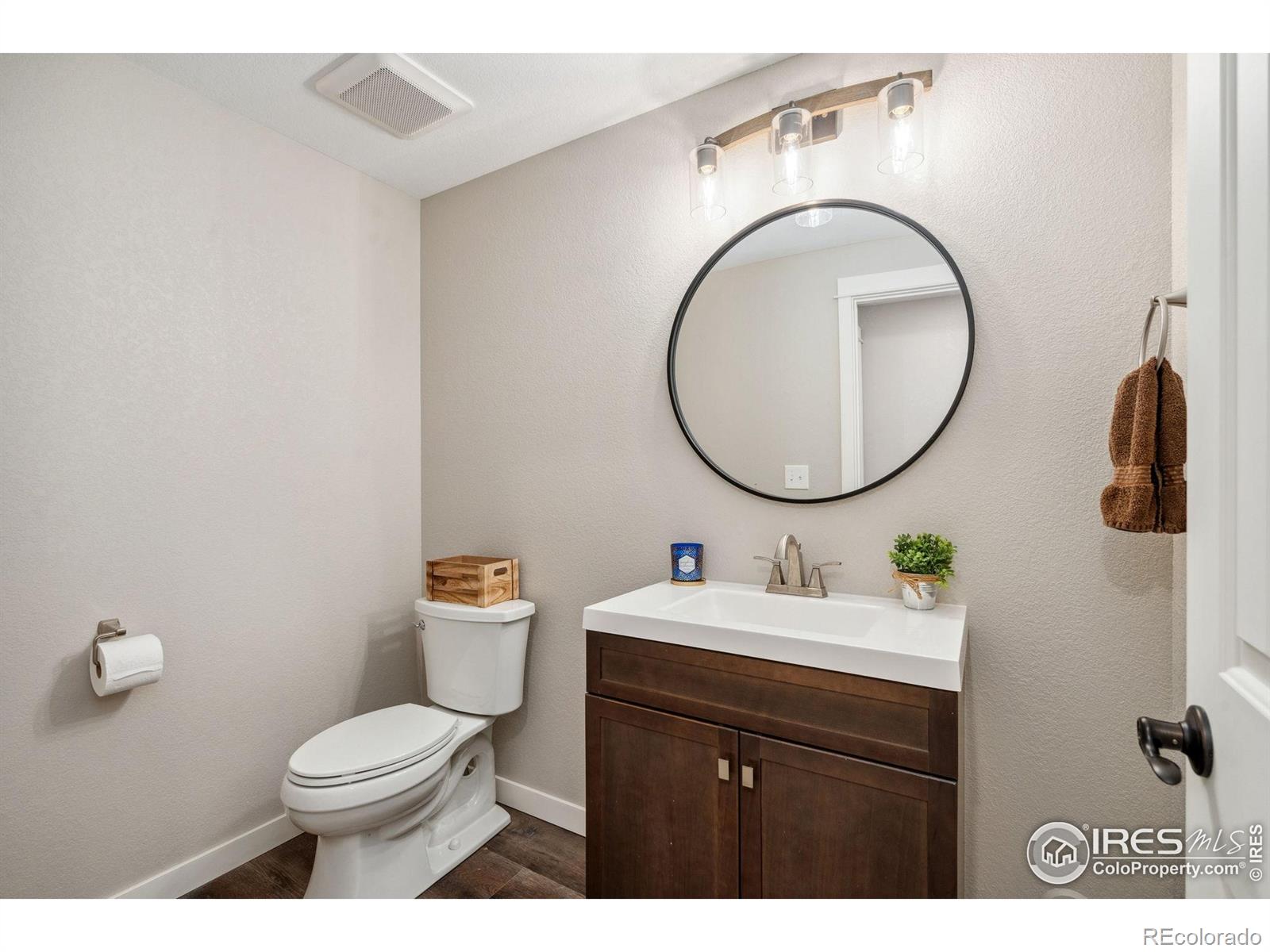 MLS Image #27 for 672  dakota way,windsor, Colorado
