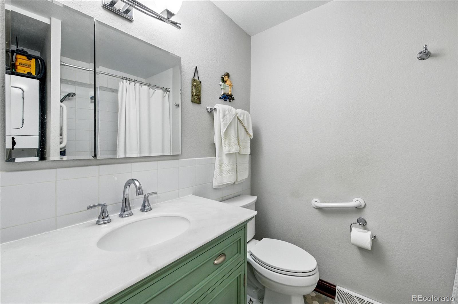 MLS Image #15 for 2140 s youngfield street,lakewood, Colorado