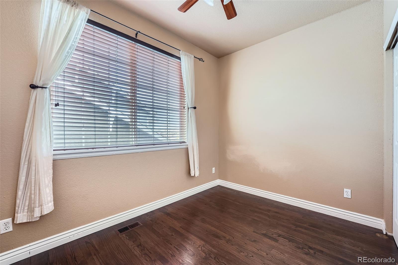 MLS Image #15 for 4037 s odessa circle,aurora, Colorado