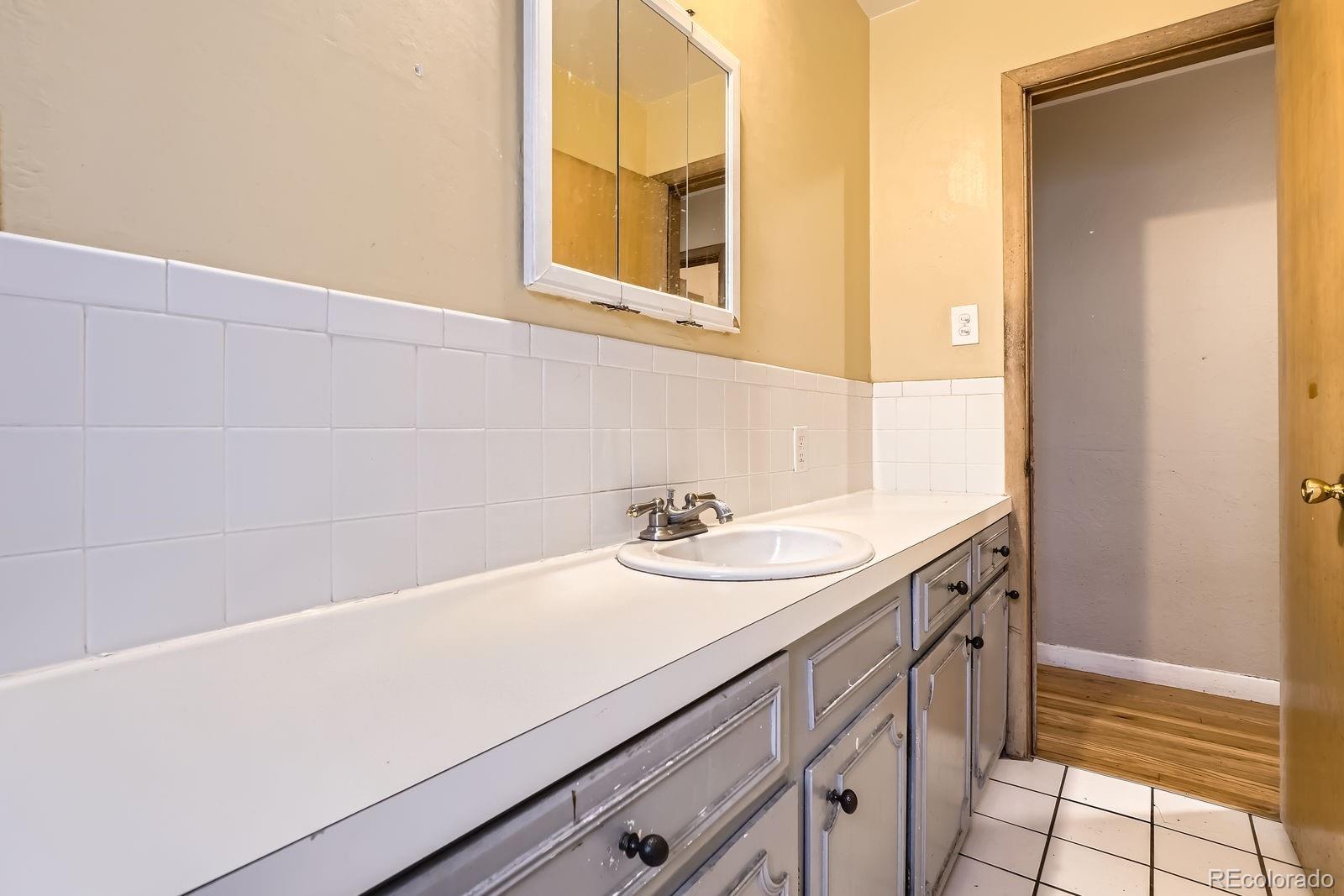 MLS Image #14 for 2710  zenobia street,denver, Colorado