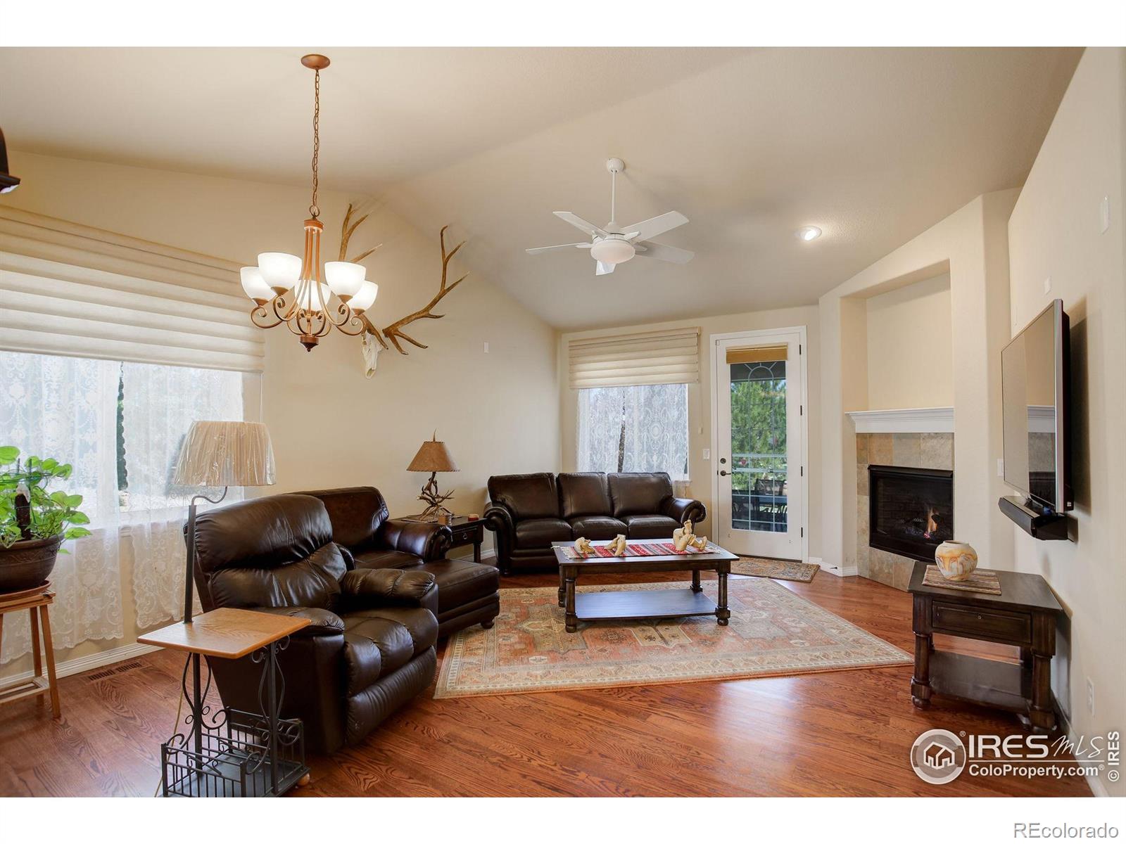 MLS Image #2 for 8255 e 150th place,thornton, Colorado