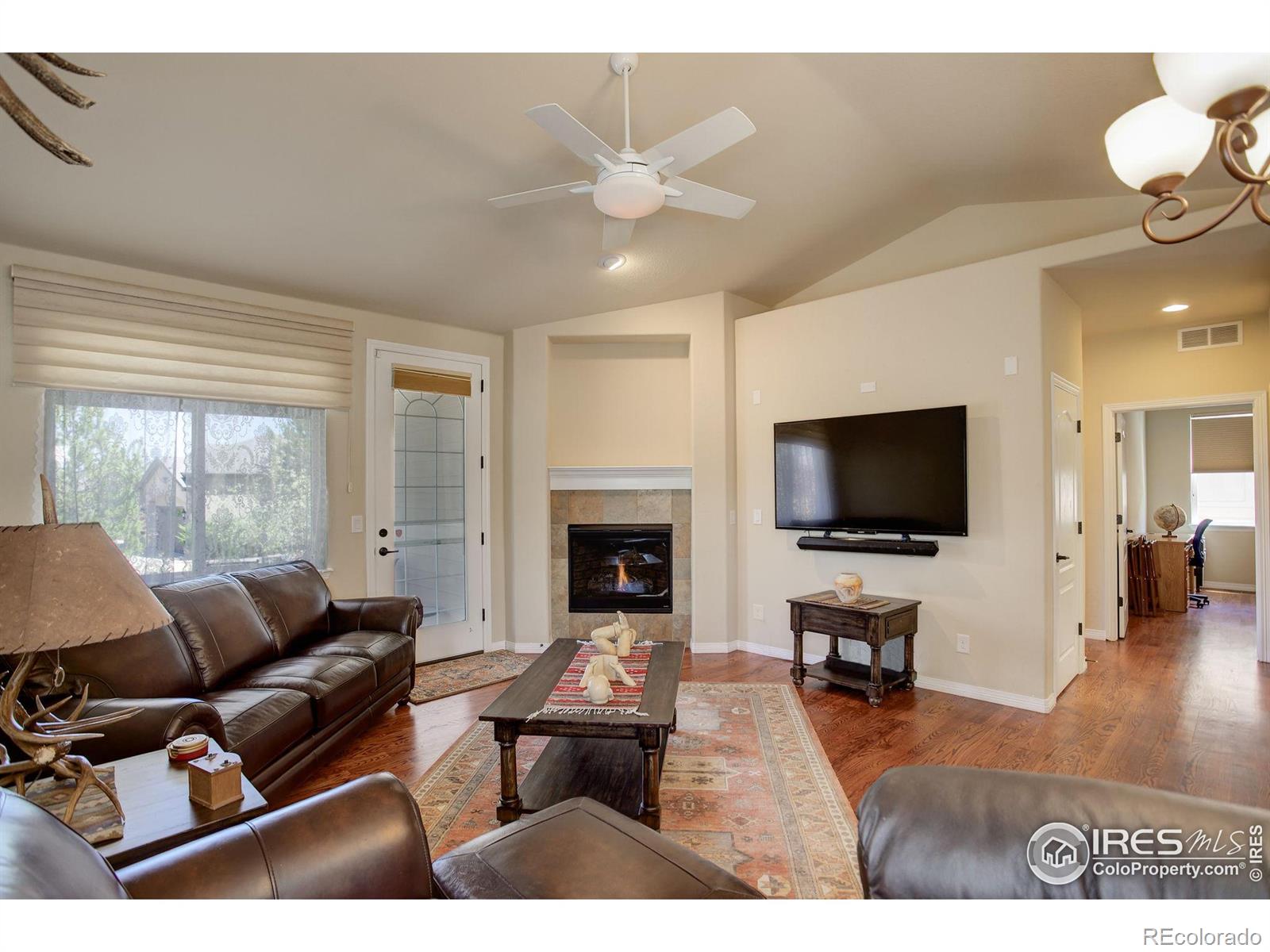 MLS Image #3 for 8255 e 150th place,thornton, Colorado