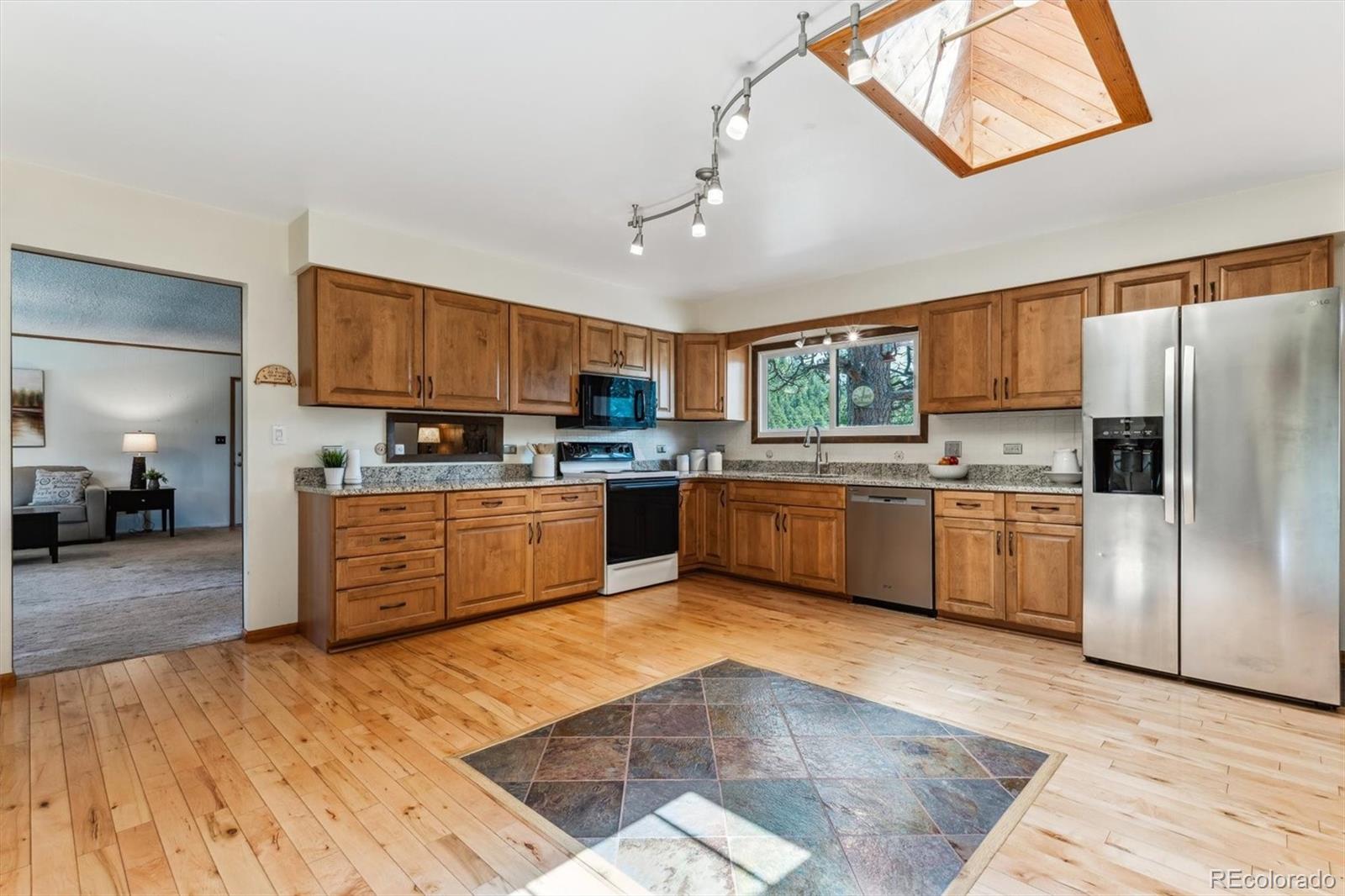 MLS Image #12 for 30651  hollings way,golden, Colorado