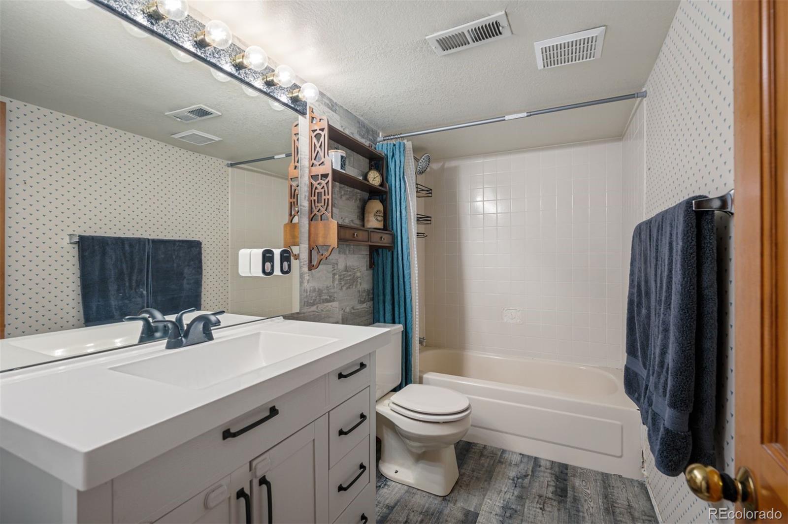 MLS Image #28 for 7900 e dartmouth avenue,denver, Colorado